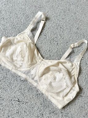 Amoena Aurelie SN Cream Lace Support Bra 44 B